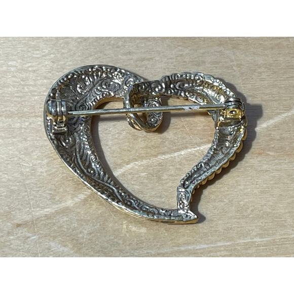 Vintage Heart Brooch Lot of 2 Gold Tone Scarab Jewels Romantic - Picture 5 of 6